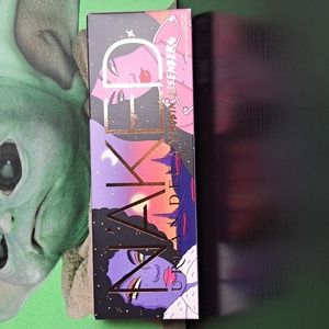 Urban Decay Naked Robin Eisenberg